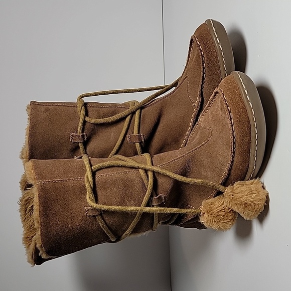 Steve‎ Madden P-Pop Boots Moccasins Suede Faux Fur Tie Pompoms Mid-Calf Brown 7 - Picture 1 of 12